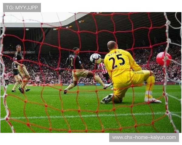 狼队门将惊艳扑救成赛季经典瞬间引爆球迷热议 狼队门将惊艳扑救成赛季经典瞬间引爆球迷热议