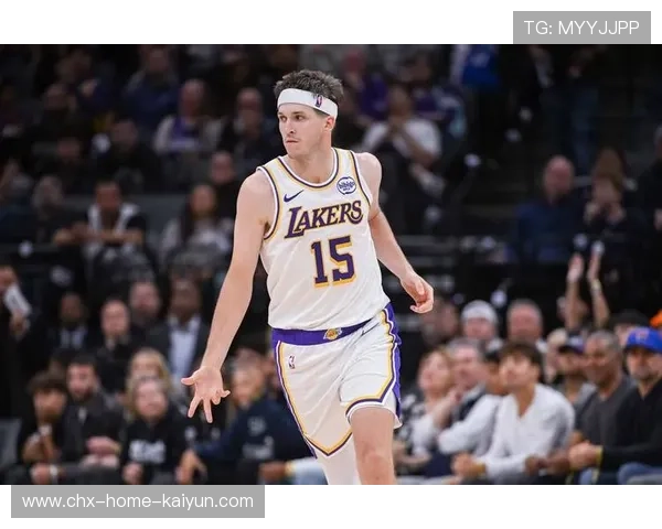 詹姆斯限制里夫斯发展潜力 东契奇助其蜕变年薪或突破三千万 詹姆斯限制里夫斯发展潜力 东契奇助其蜕变年薪或突破三千万