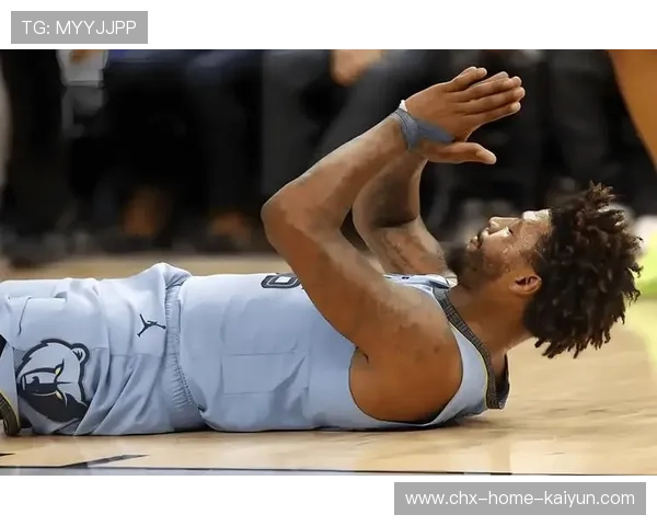 灰熊防守失误连连:外线投篮成“苦果”,带你揭开球队战术的隐秘裂痕 灰熊防守失误连连:外线投篮成“苦果”,带你揭开球队战术的隐秘裂痕